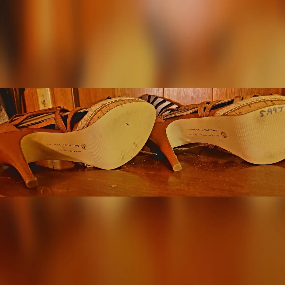 Elegant Tan Strappy Heels - Picture 6 of 8